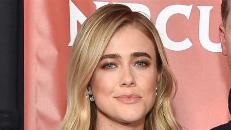 Manifest Star Melissa Roxburgh Shares。